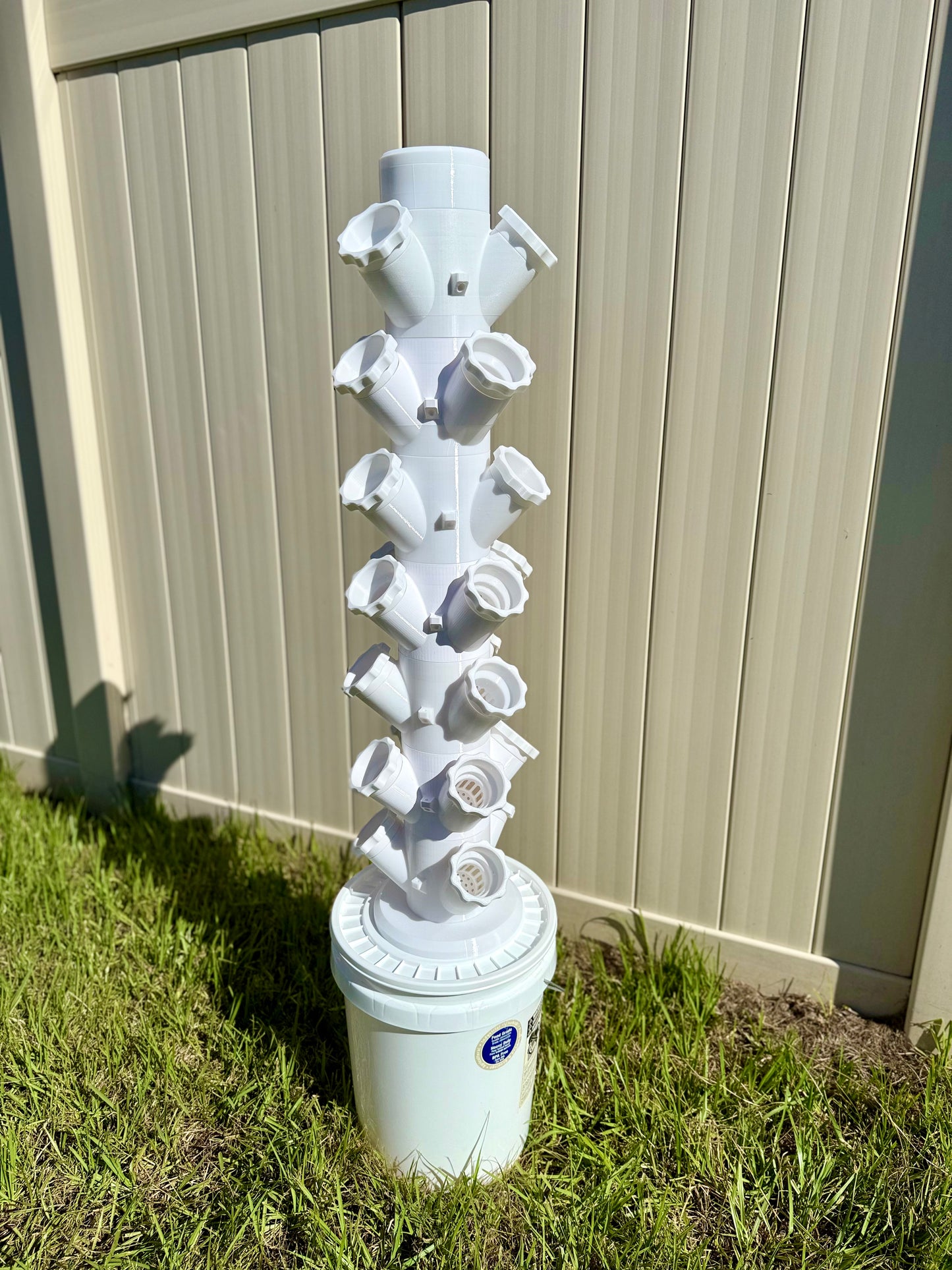 Hydroponic Tower Bundle, 24 Plant Cups, Garden Kit for Home Growers