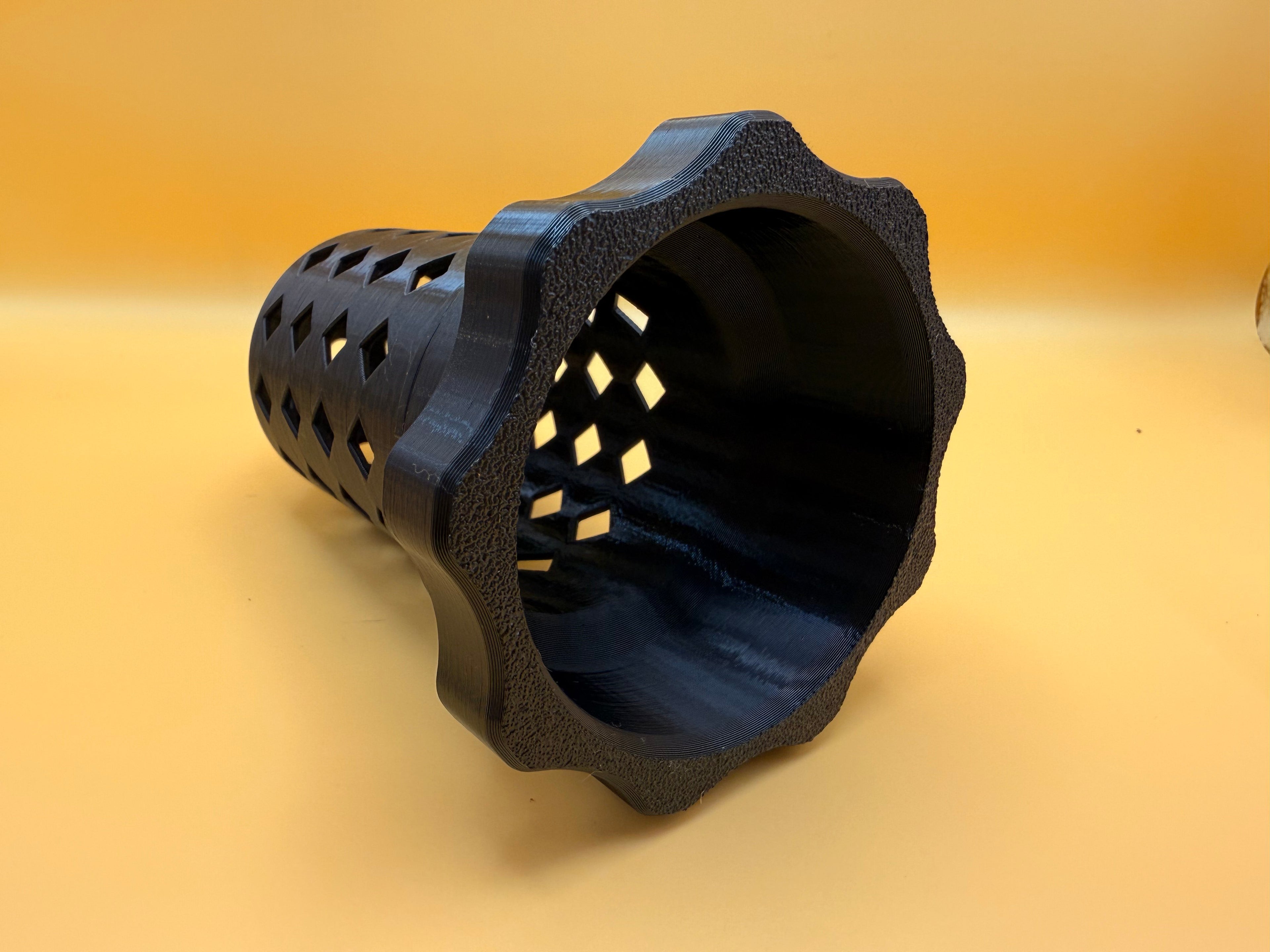 Larger Planter Pods – Designed for Bigger Plants and Deeper Roots